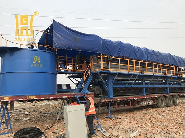 1747707859453081.jpg 車(chē)載壓濾機(jī)1.jpg